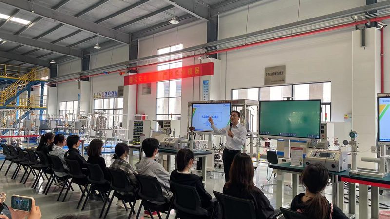 农药精细化工配方方法：工业应用场景解析